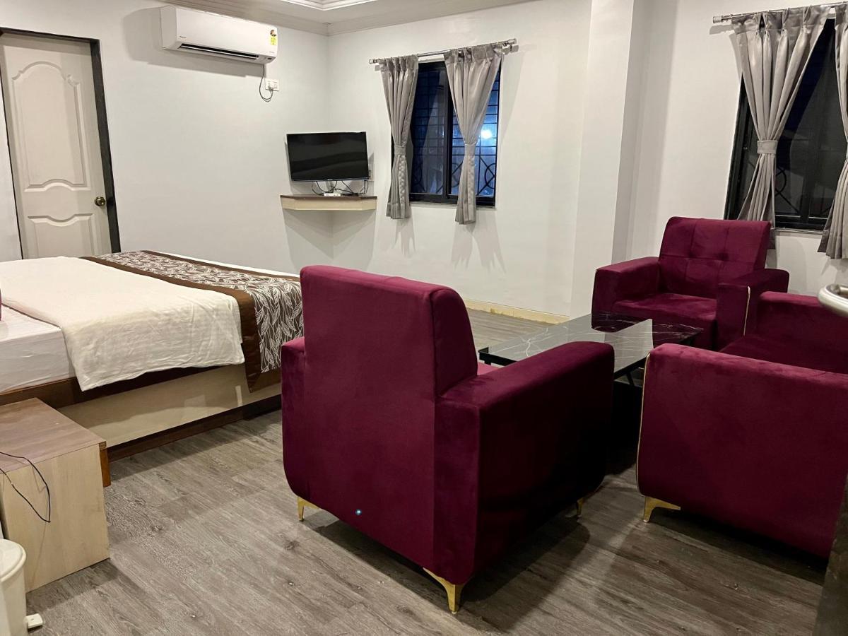 Hotel Jeet Paradise Phaltan Luaran gambar